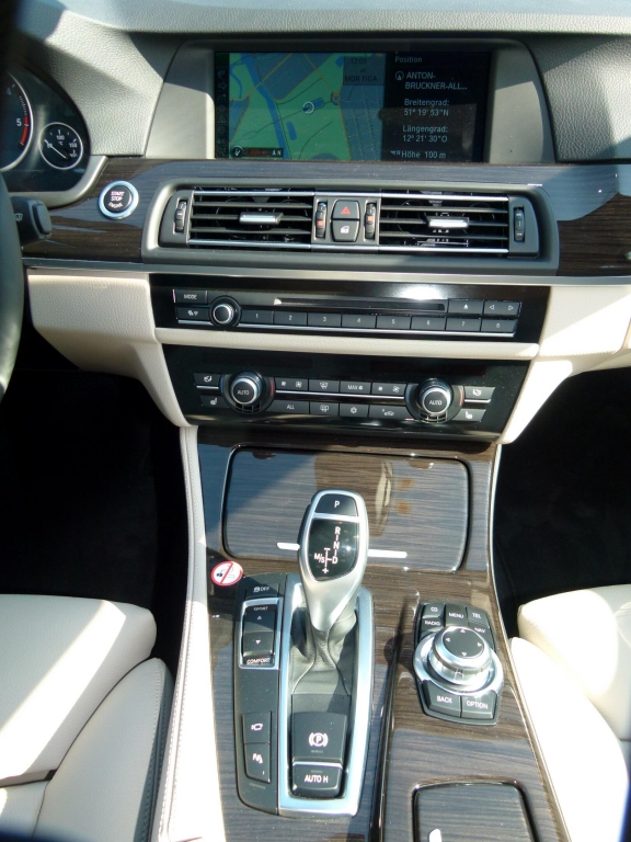 Fahrbericht BMW 520d: Sportliche Limousine und einzige ihrer Art
