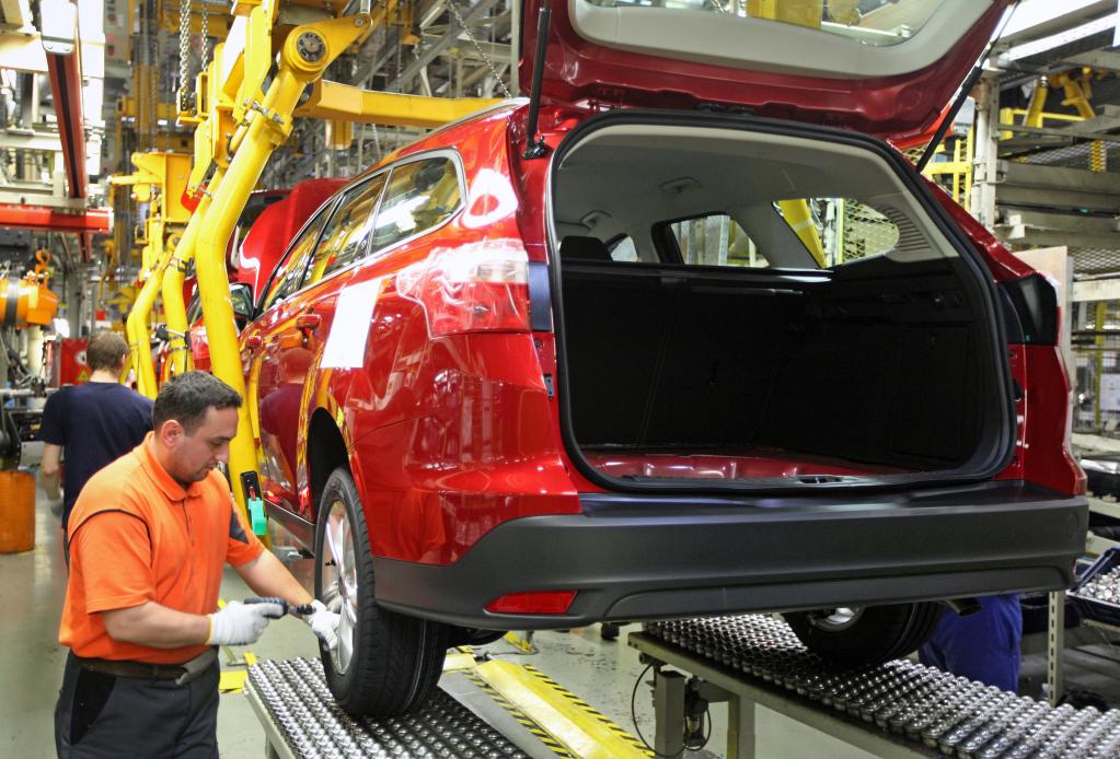Fertigung des Ford Focus Turnier in Saarlouis.