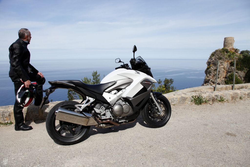 Honda Crossrunner - Praktischer Zwitter
