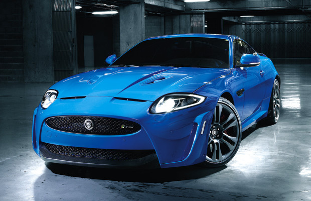 Jaguars 550 PS starkes Sportcoupé XKR-S ist 300 Stundenkilometer schnell