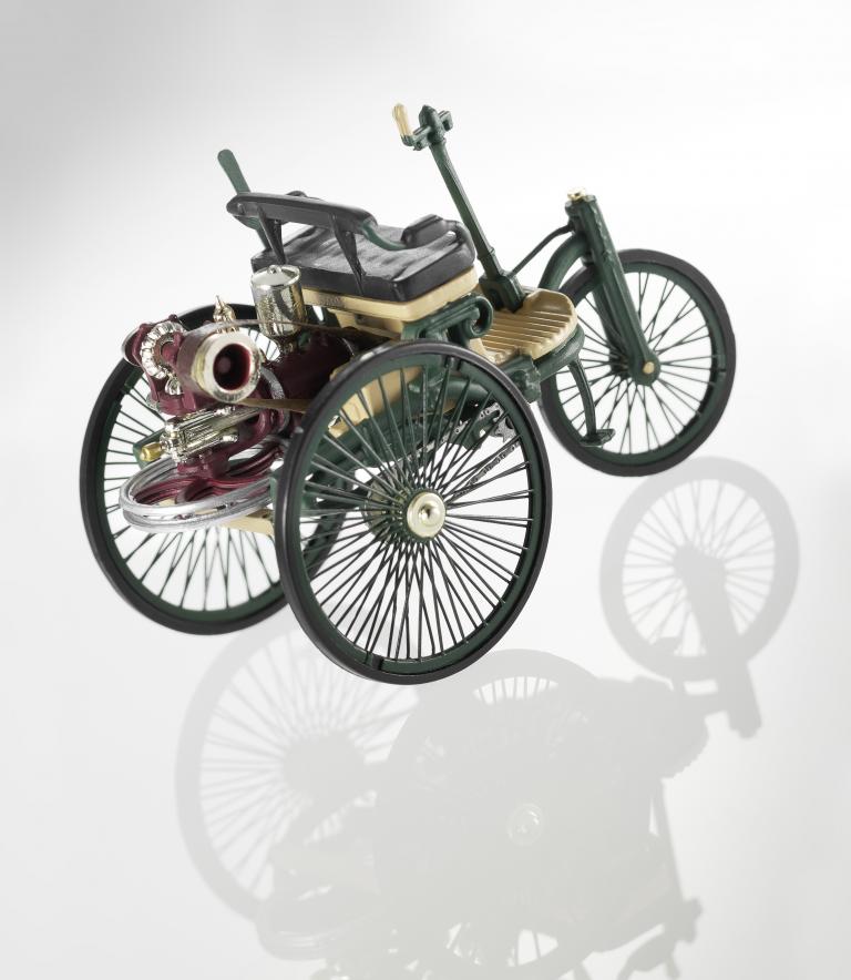 Kollektion „125! Jahre Innovation Selection“ von Mercedes-Benz.