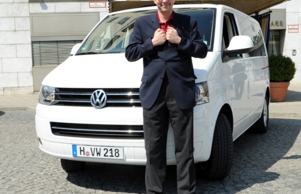 Kurt Krömer tourt im Volkswagen Multivan