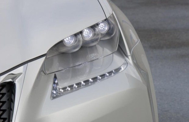 Lexus LF-Gh - GS-Nachfolger debütiert in New York