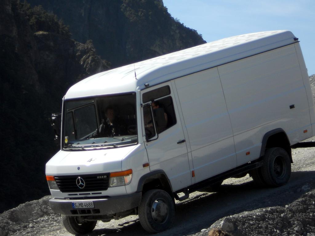 Mercedes-Benz Vario 4x4.