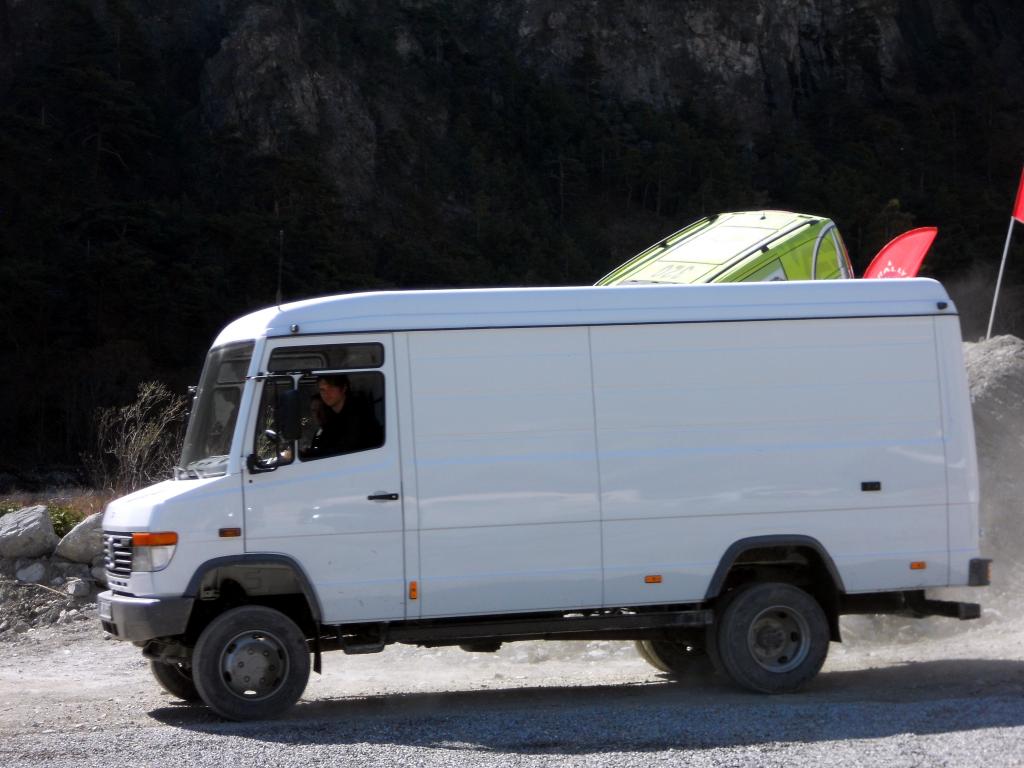 Mercedes-Benz Vario 4x4.