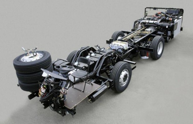 Mercedes-Benz bietet Chassis OC 500 für Omnibusse jetzt mit ESP