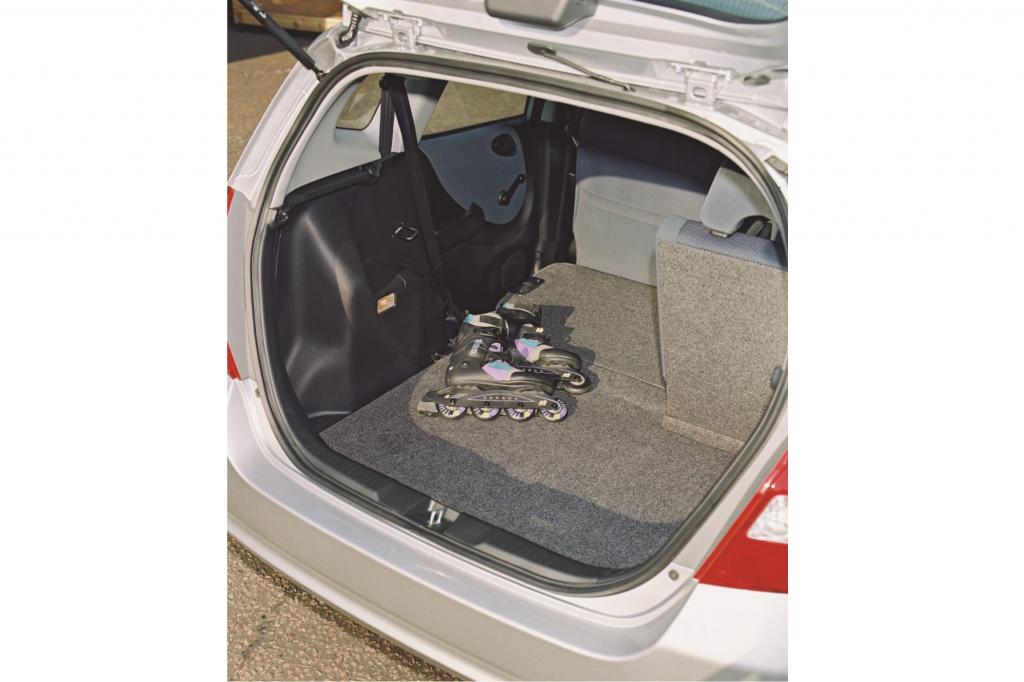 Mit umgeklappter Rückbank ist der Kofferraum so groß wie beim VW Golf