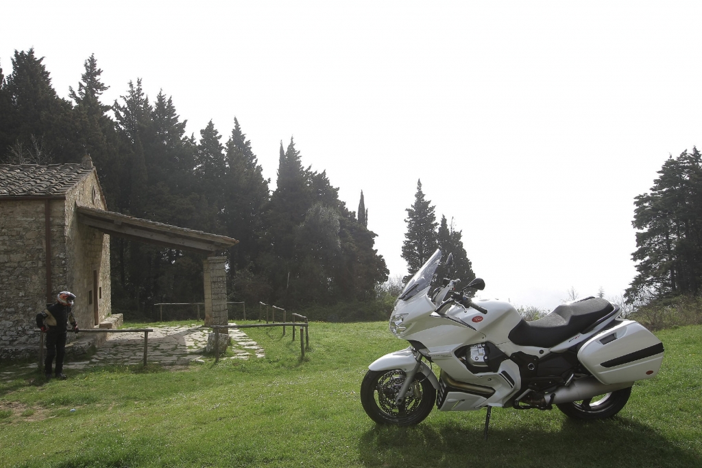 Moto Guzzi Norge GT 8V: Adler auf Tour 