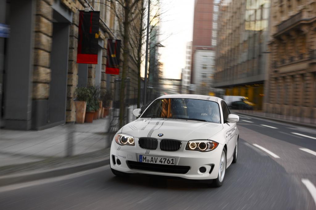 Noch 2011 wird der Active E auf Basis der BMW 1er Coupé in kleiner Stückzahl auf die Straßen rollen