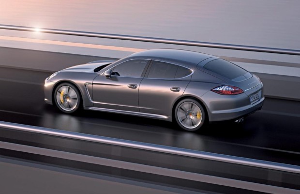 Porsche streckt den Panamera 
