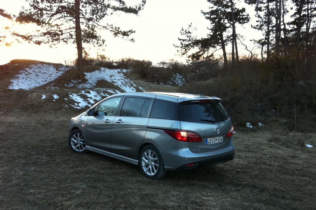 Raum bietet der Mazda5 genug