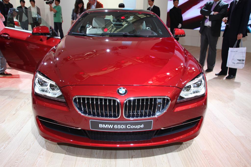 Shanghai 2011: BMW zeigt 6er Coupé