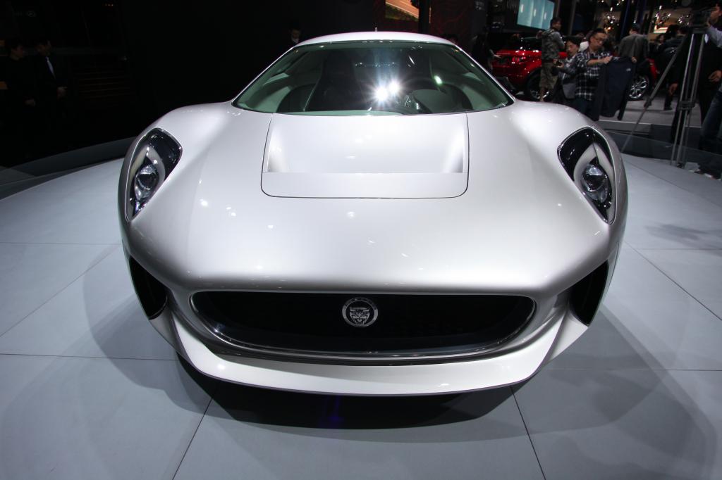 Shanghai 2011: Jaguar mit CX-75 vertreten