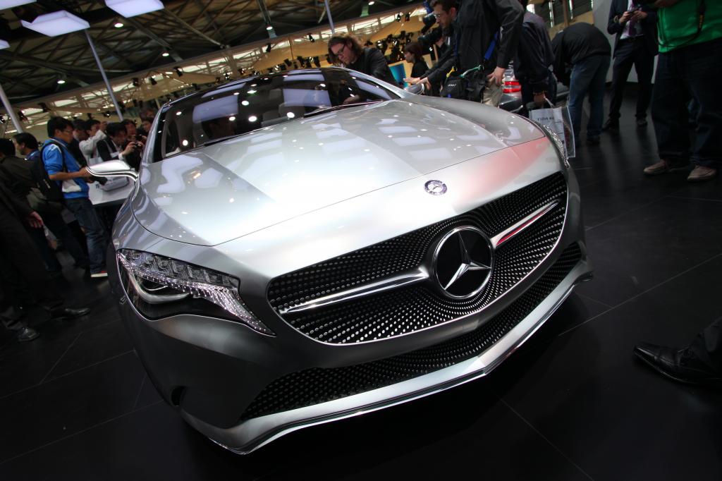 Shanghai 2011: Mercedes-Benz zeigt C-Klasse Konzept