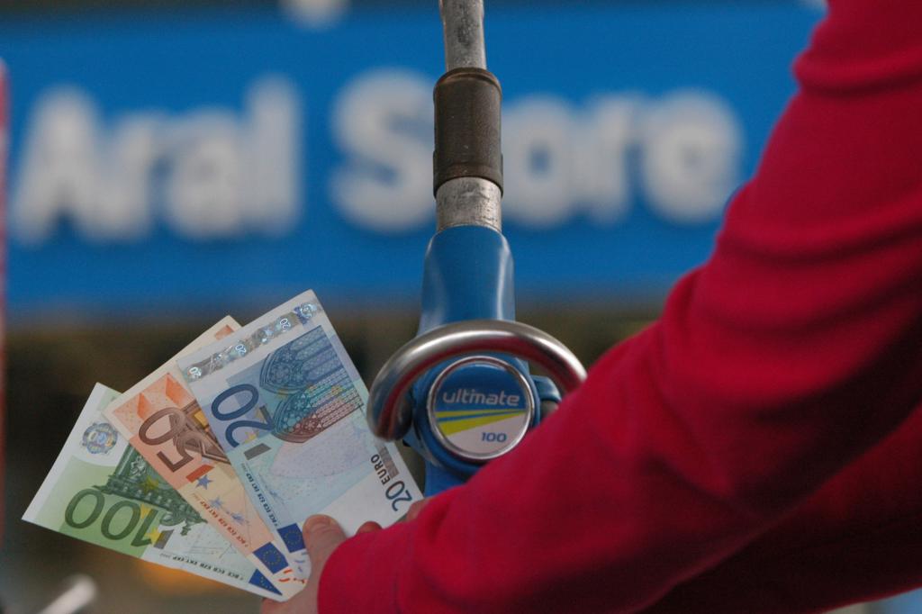 Spritpreise - Am Wochenende günstig tanken