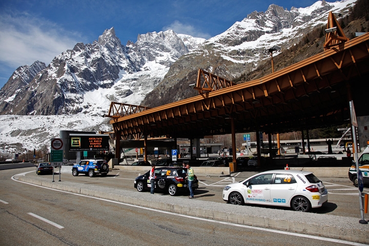 Toyota bei der 5. Rallye Monte Carlo für alternative Antriebe.