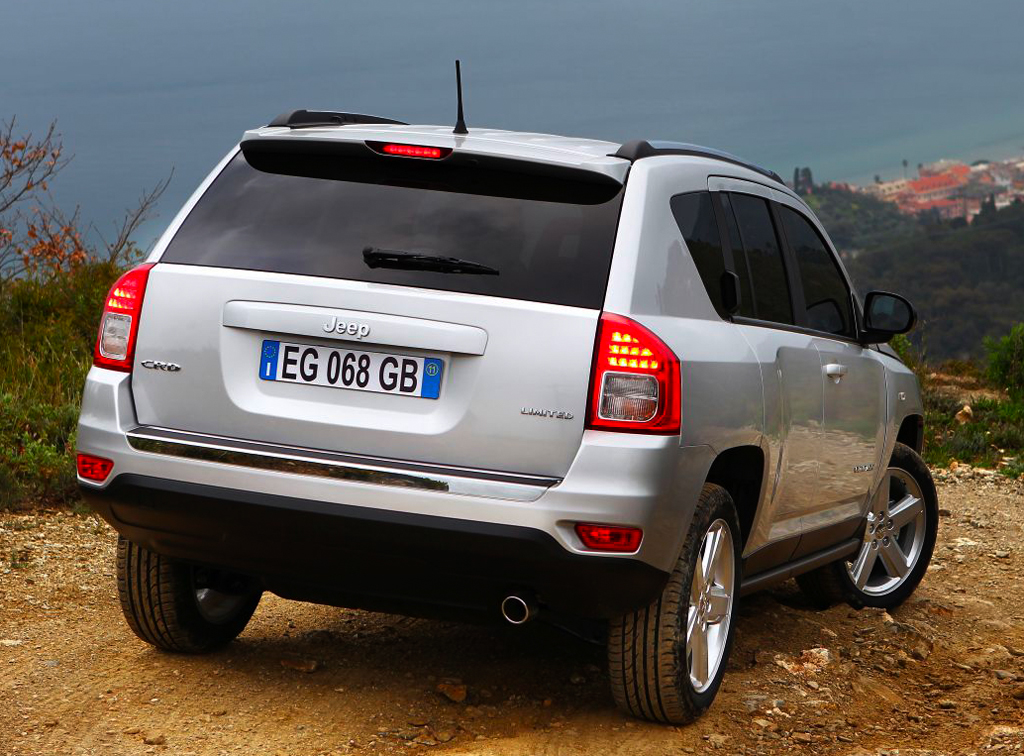 Und so sieht der Kompakt-SUV nun von hinten aus. 