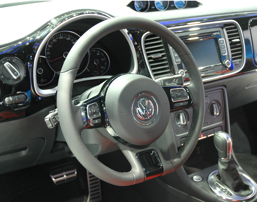VW Beetle: Blick ins Cockpit. 