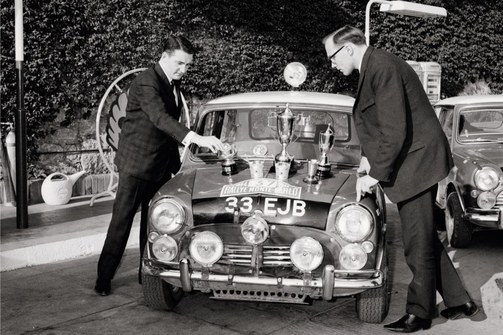 Vorbereitungen bei der Rallye Monte Carlo 1964