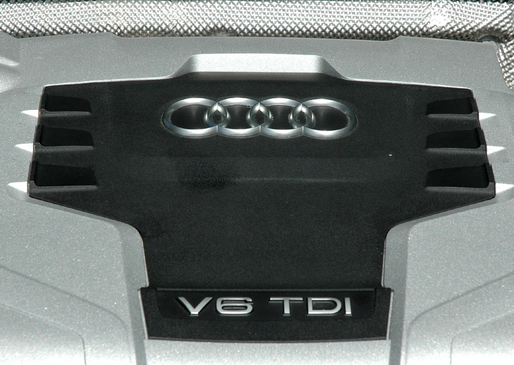 Audi A5 Coupé Diesel: Blick auf das 3,0-Liter-Selbstzünder-Aggregat. 