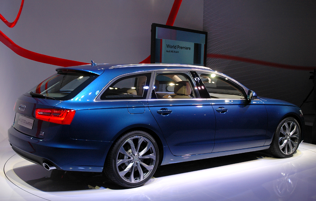 Audi A6 Avant: Und so sieht der gehobene Mittelklasse-Kombi von der Seite aus.