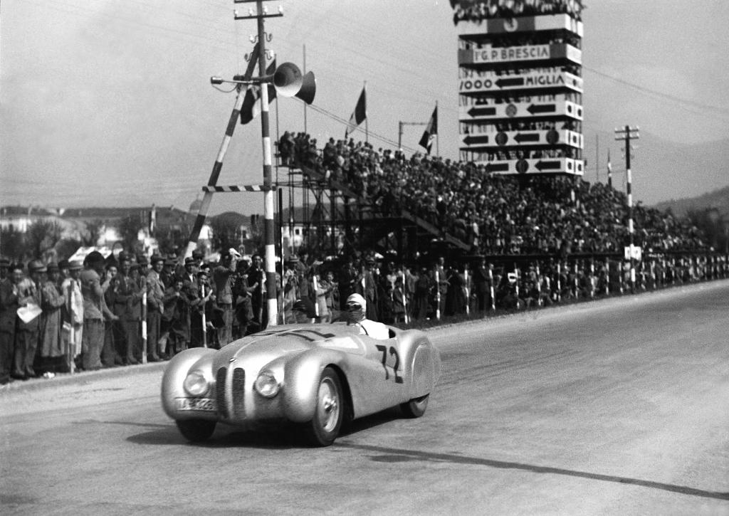 BMW 328 „Mille Miglia“ Roadster (1940).