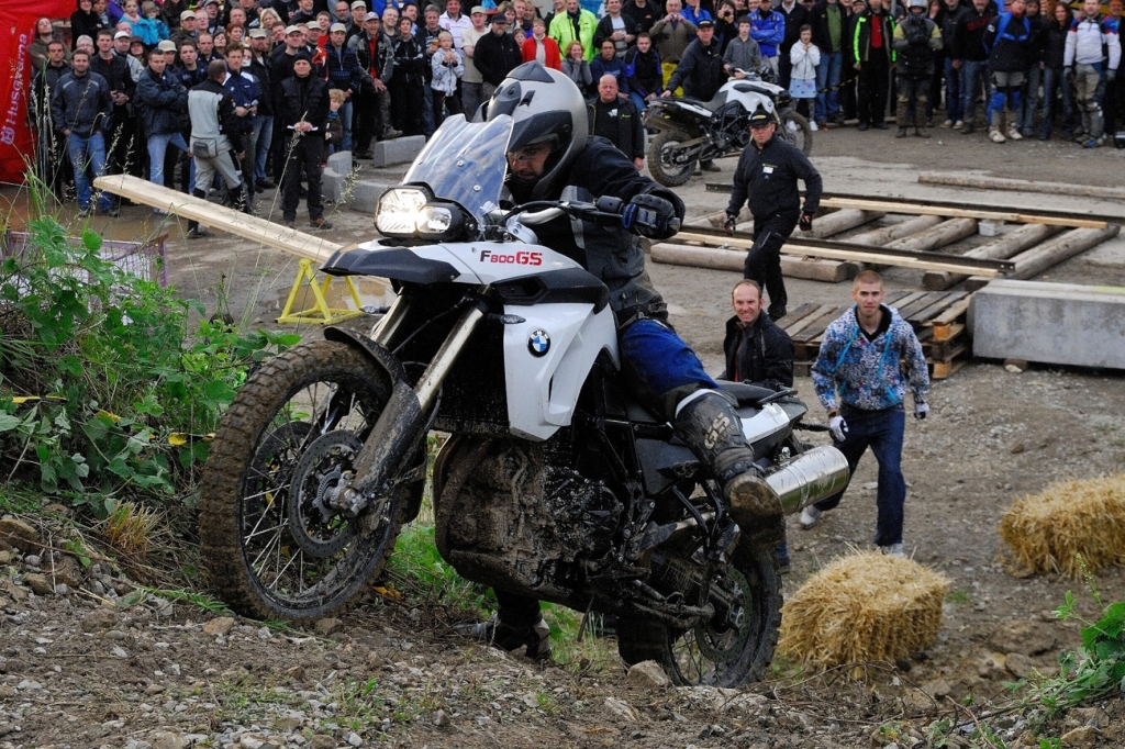 BMW Motorrad GS Challenge 2011: Augen auf und durch den Schwarzwald 