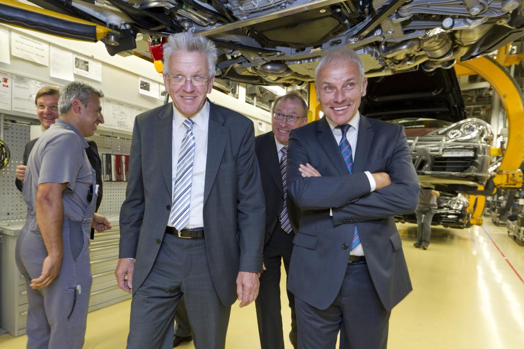 Baden-Württembergs Ministerpräsident im Dialog mit Porsche
