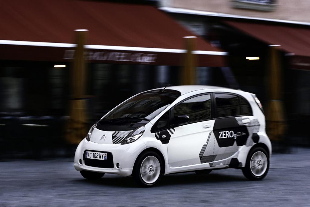 Batterien für Elektroautos: Zu schwer, zu teuer 