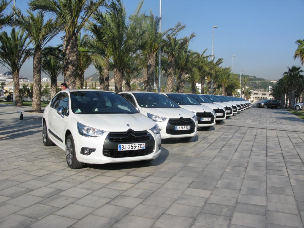 Citroën-DS4-Parade bei der internationalen Fahrvorstellung in Spanien.
