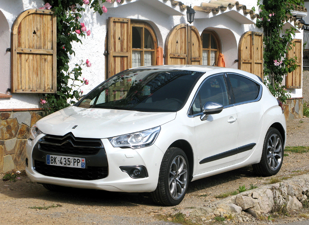 Citroëns neuer DS4 tritt schon äußerlich ziemlich sportlich auf. Foto: Grebe 