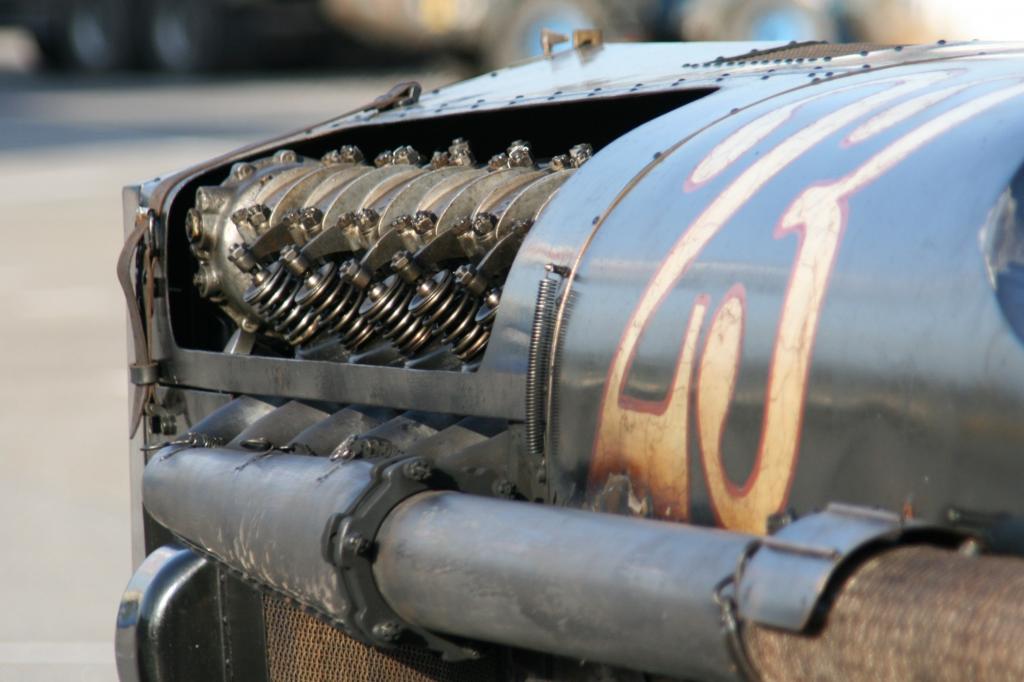 Den Motor hat ein Sammler auf dem Schrottplatz entdeckt