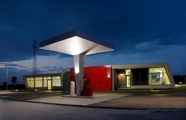 Designer-Tankstelle - Bella Stazione für Bella Macchina