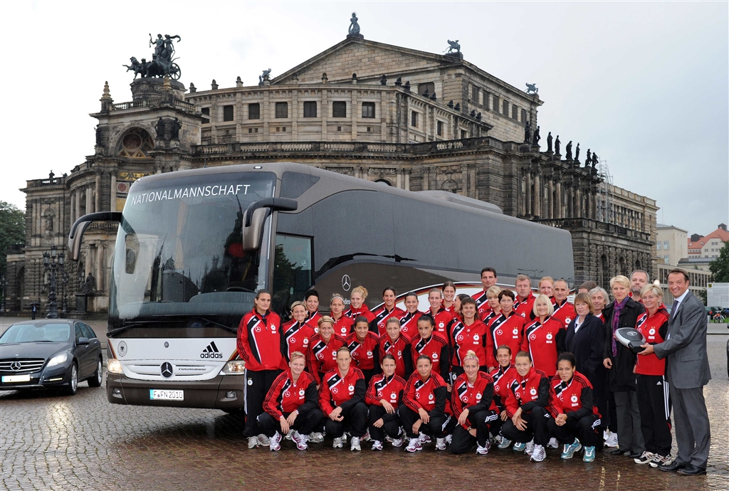 Die Autos der deutschen Fußball-Nationalspielerinnen