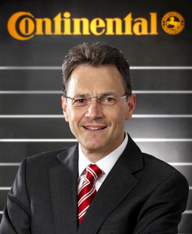 Dr. Jochen Etzel.