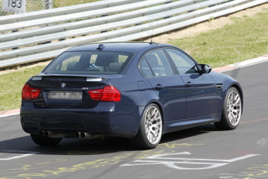 Erwischt: Erlkönig BMW M3 GTS – Von der Messe auf die Piste