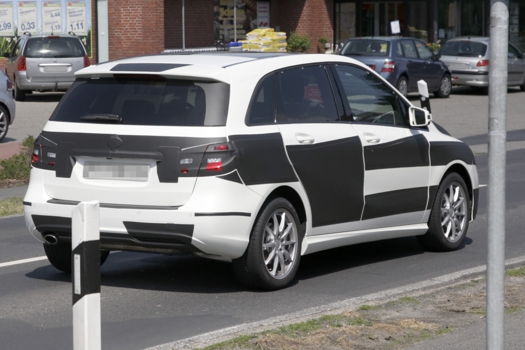 Erwischt: Erlkönig Mercedes B-Klasse - Evolution statt Revolution