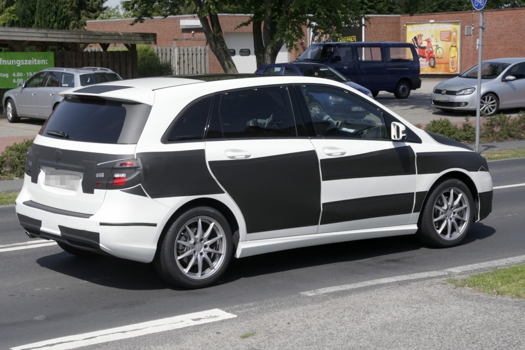 Erwischt: Erlkönig Mercedes B-Klasse - Evolution statt Revolution