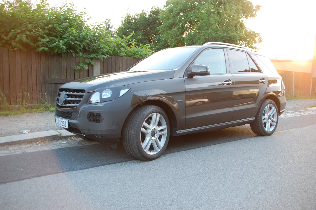 Erwischt: Erlkönig Mercedes-Benz M-Klasse – Premium-SUV in Elbflorenz