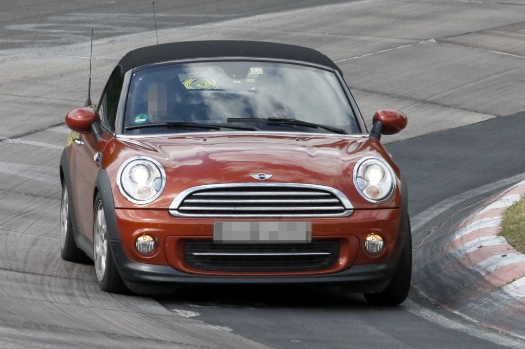 Erwischt:Erlkönig Mini Roadster - Freizügiger Engländer
