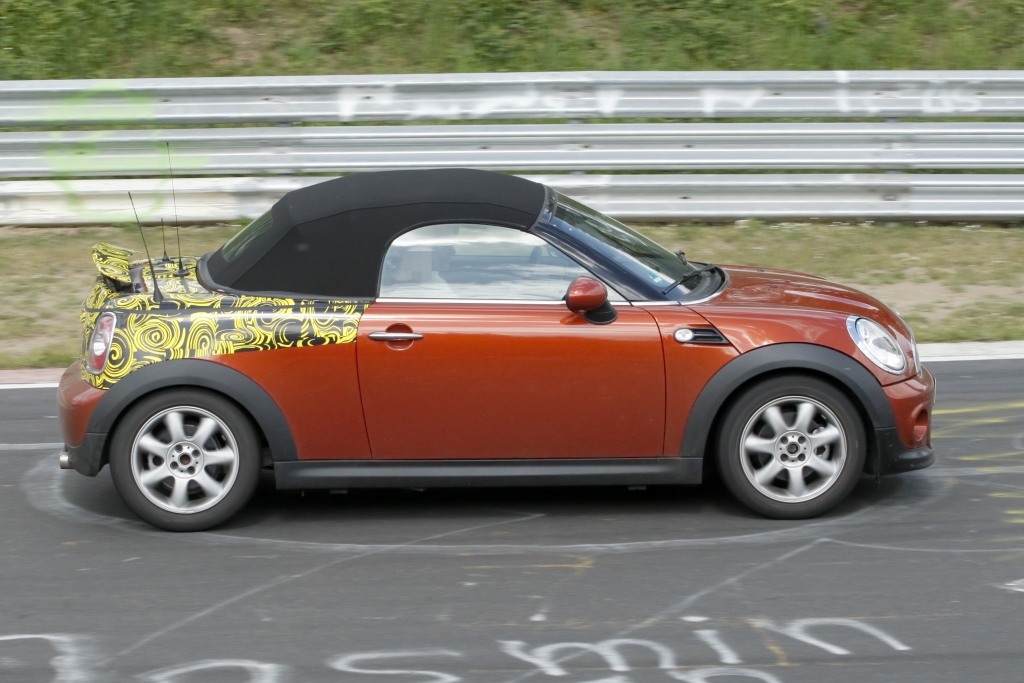 Erwischt:Erlkönig Mini Roadster - Freizügiger Engländer
