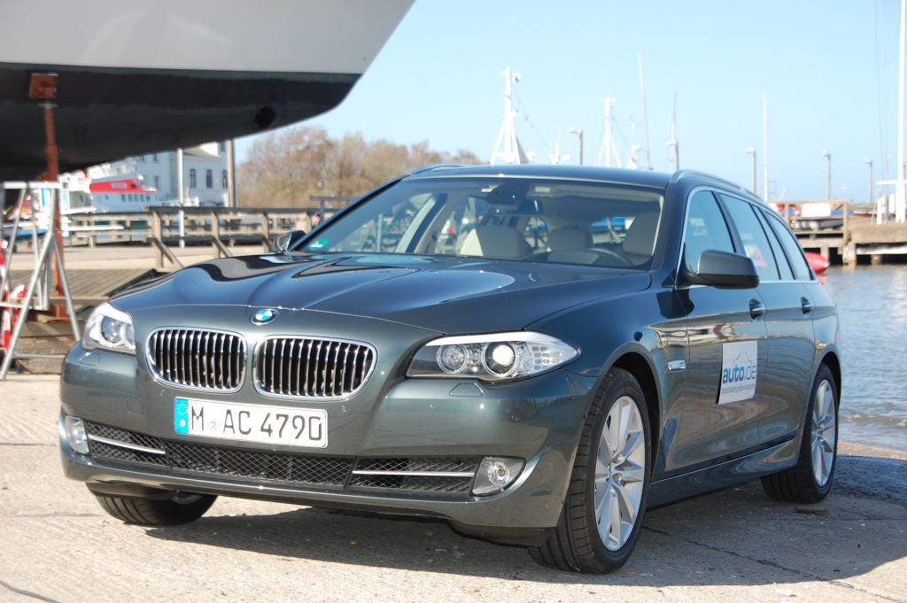 Fahrbericht BMW 528i Touring: Der Fast-Oberklasse-Kombi