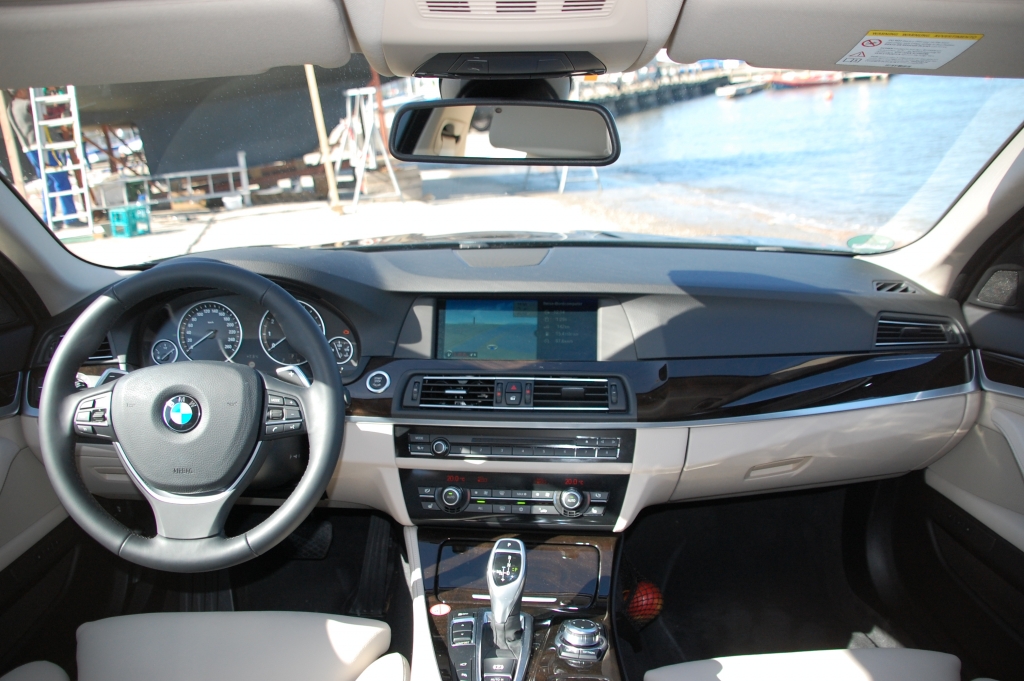 Fahrbericht BMW 528i Touring: Der Fast-Oberklasse-Kombi