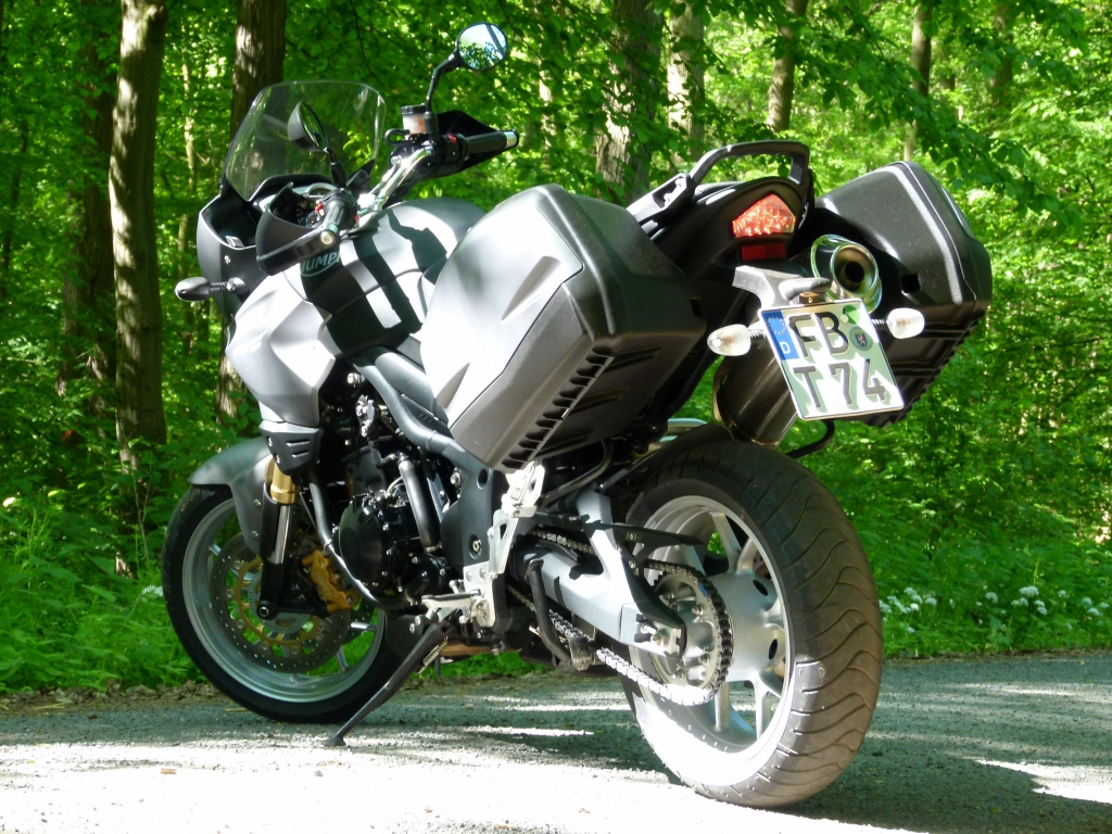 Fahrbericht Triumph Tiger 1050 SE ABS: Engländerin von Format