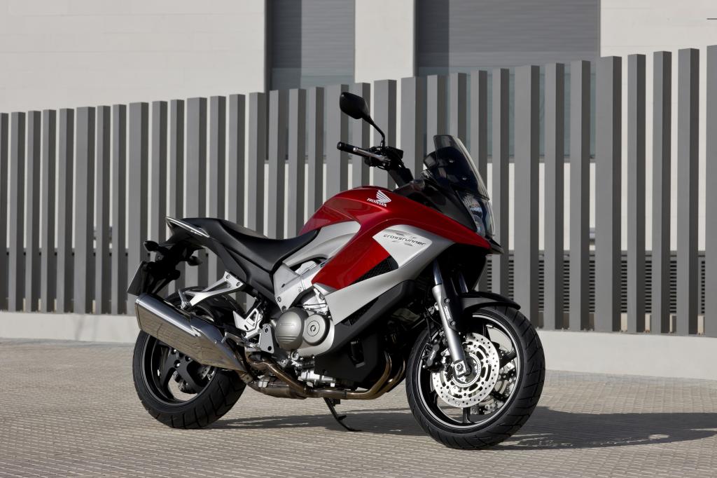 Honda V4 bald im Handel
