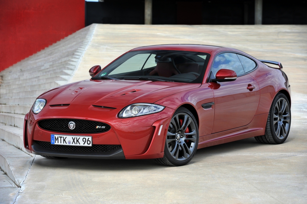 Jaguar XKR-S - Willkommen im Club 300