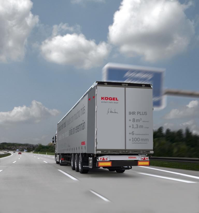 Kögel stellt EU-Kommission den Euro Trailer vor.