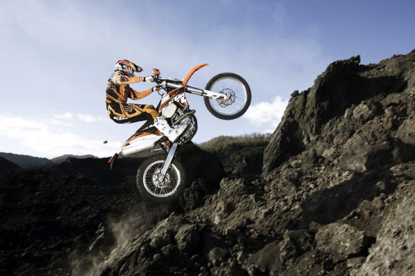 KTM poliert seine Enduros auf 