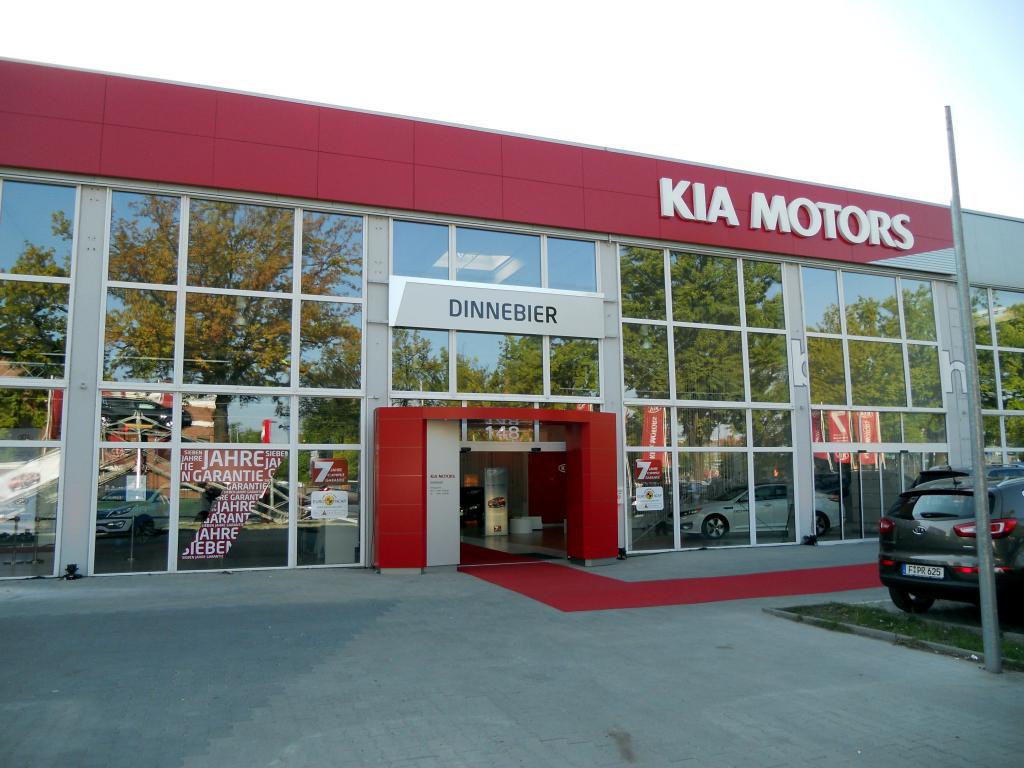 Kia und Dinnebier 
