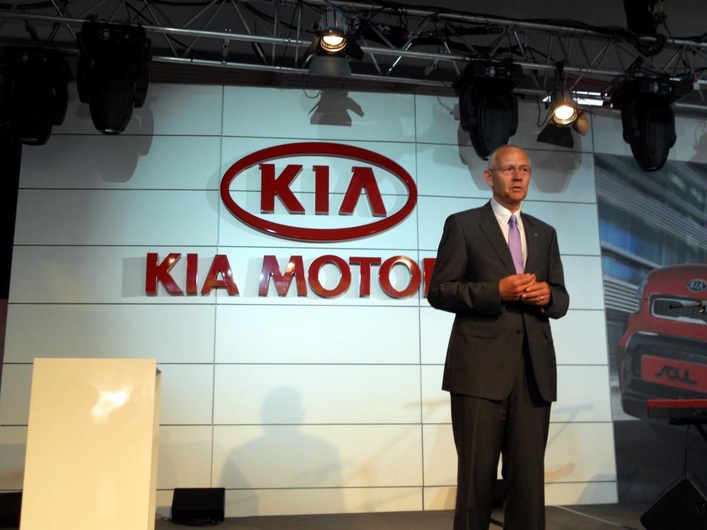 Kia und Dinnebier 